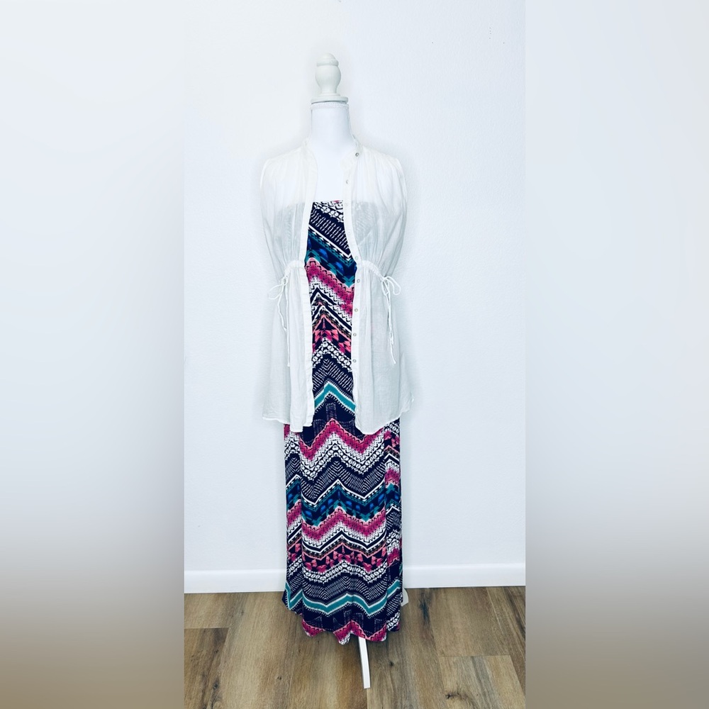 Chevron Strapless Dress in Multicolor - Picture 10 of 10